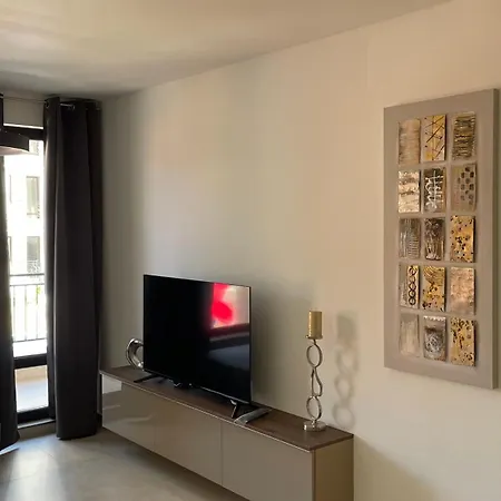 Apartment Balkon Mit Meerblick *
